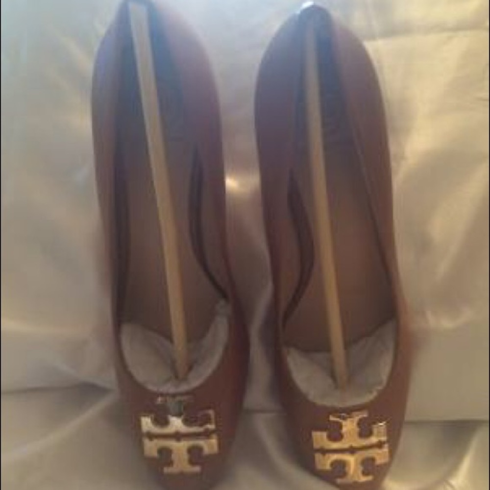 Tory Burch Tan Pumps